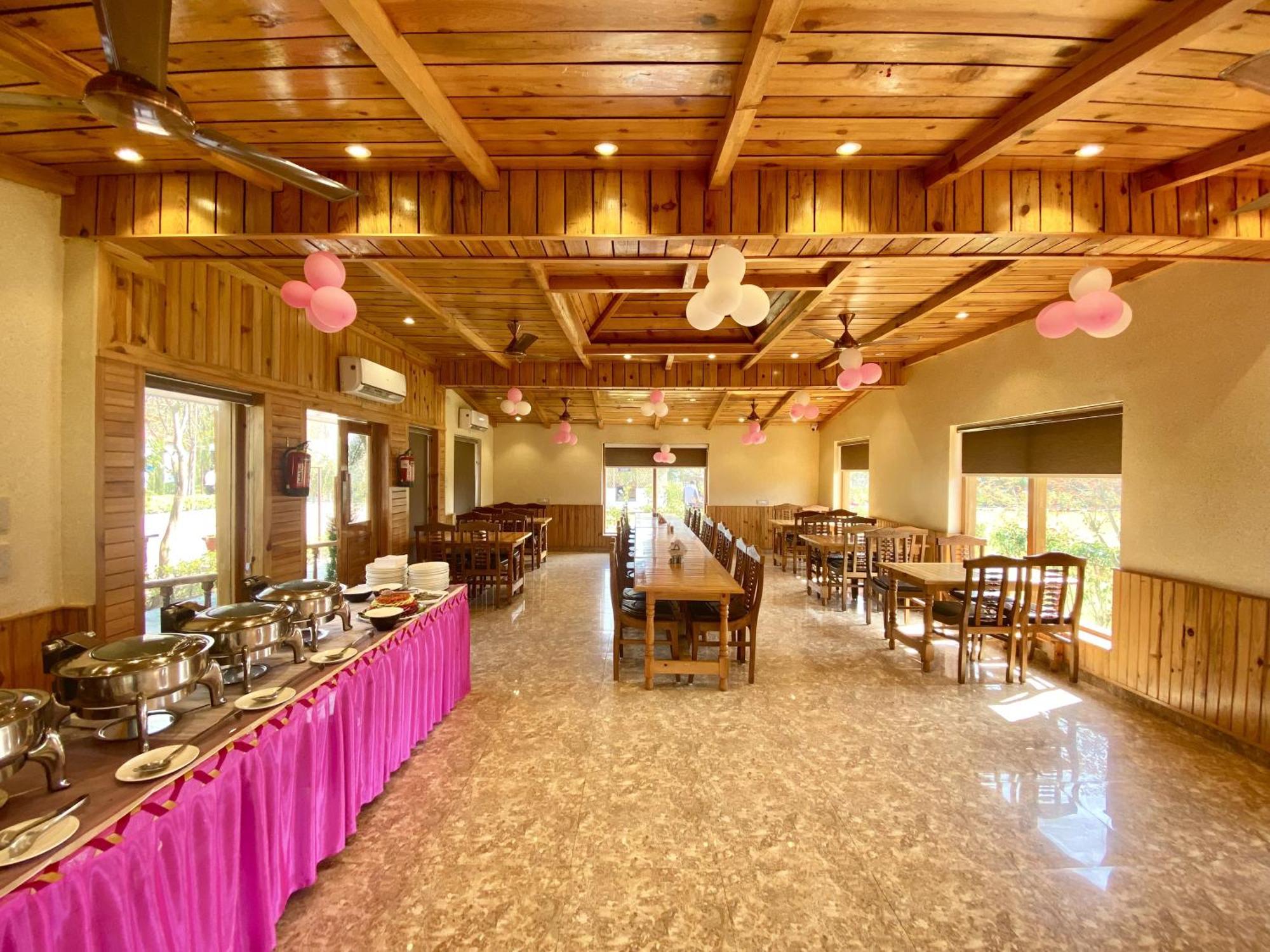 Corbett Bungalow , Jim Corbett Рамнагар Экстерьер фото